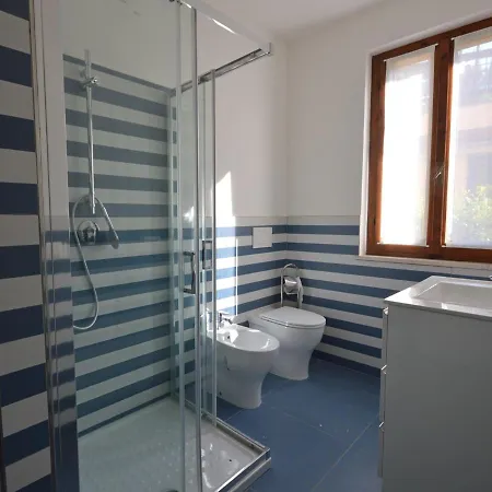 Apartment Bilocale Al Porto *