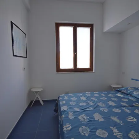 Bilocale Al Porto Apartamento